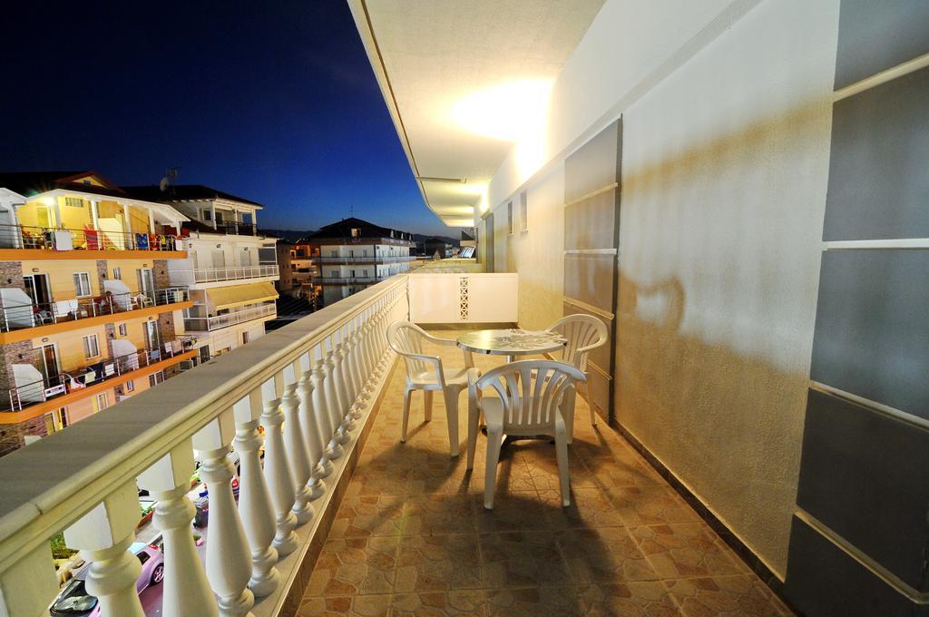 Hotel G.L. Paralia Katerinis Bagian luar foto